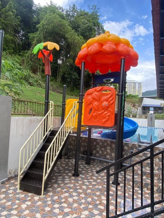 60Pax 9Br Villa Kids Swimming Pool, Ktv, Bbq N Pool Tables Near Spice Arena Penang 9800 Sqft Bayan Lepas Holiday home