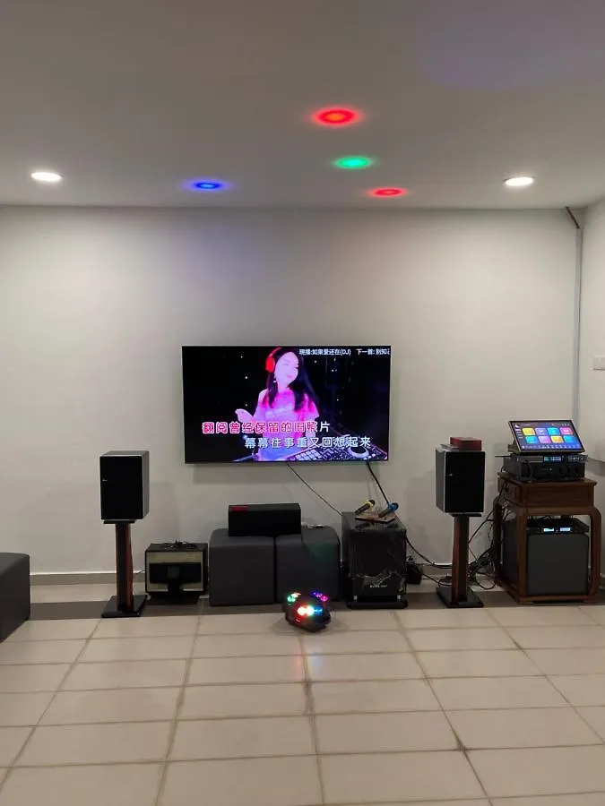 Holiday home 60Pax 9Br Villa Kids Swimming Pool, Ktv, Bbq N Pool Tables Near Spice Arena Penang 9800 Sqft Bayan Lepas Malaysia